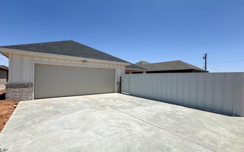 9 NE Armlei Dr, Andrews, TX 79714, 4 Bedrooms Bedrooms, ,3 BathroomsBathrooms,Residential,For Sale,9 NE Armlei Dr,159894