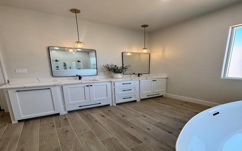 10 NE Armlei Dr, Andrews, TX 79714, 4 Bedrooms Bedrooms, ,3 BathroomsBathrooms,Residential,For Sale,10 NE Armlei Dr,159896