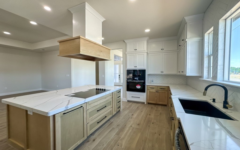 10 NE Armlei Dr, Andrews, TX 79714, 4 Bedrooms Bedrooms, ,3 BathroomsBathrooms,Residential,For Sale,10 NE Armlei Dr,159896