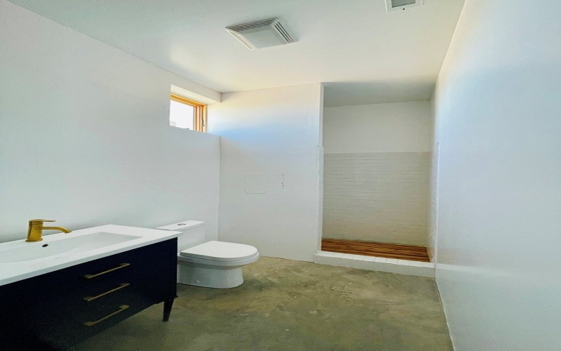 702 E Washington St, Marfa, TX 79843, 3 Bedrooms Bedrooms, ,2 BathroomsBathrooms,Residential,For Sale,702 E Washington St,159960