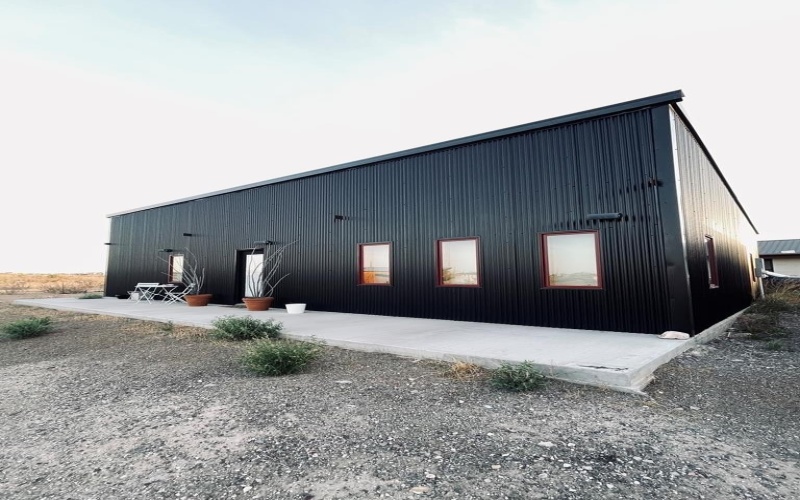 702 E Washington St, Marfa, TX 79843, 3 Bedrooms Bedrooms, ,2 BathroomsBathrooms,Residential,For Sale,702 E Washington St,159960