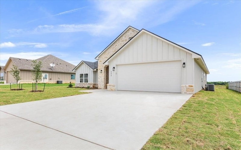 111 Great Trail Road, Riesel, TX 76682, 4 Bedrooms Bedrooms, ,2 BathroomsBathrooms,Residential,For Sale,111 Great Trail Road,228713