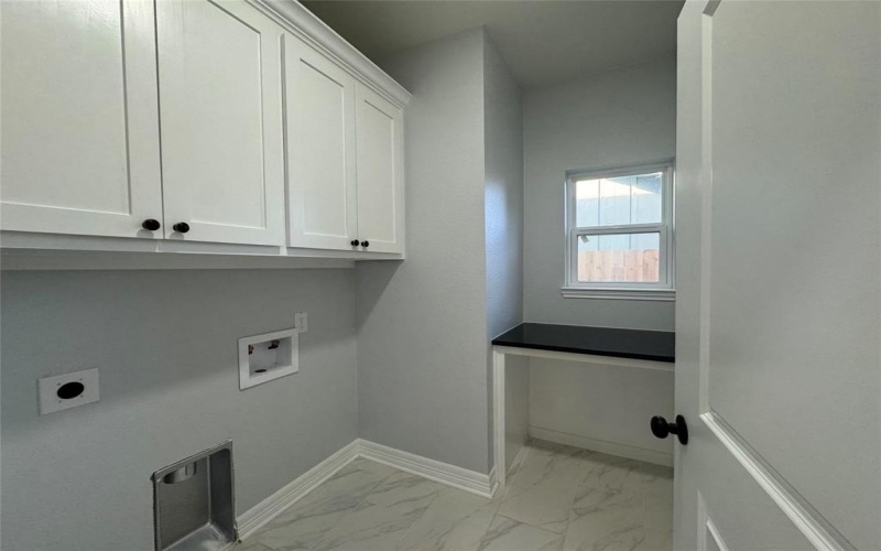 329 Rogers Street, McGregor, TX 76657, 3 Habitaciones Habitaciones , ,2 BañosBaños,Residential,En Venta,329 Rogers Street,228786