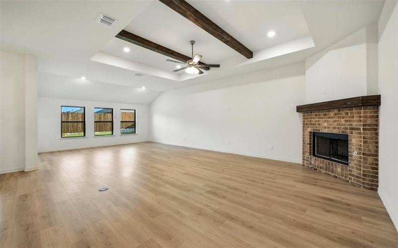 629 Mooney Drive, Saginaw, TX 76179, 3 Bedrooms Bedrooms, ,2 BathroomsBathrooms,Residential,For Sale,629 Mooney Drive,20933091
