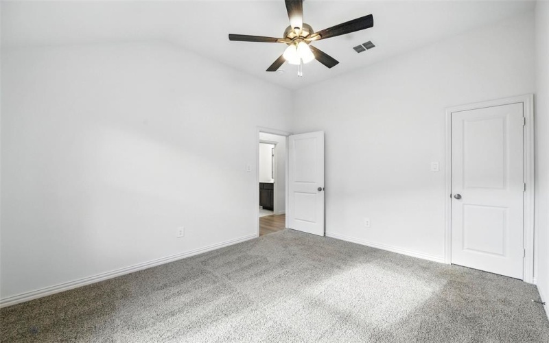 629 Mooney Drive, Saginaw, TX 76179, 3 Bedrooms Bedrooms, ,2 BathroomsBathrooms,Residential,For Sale,629 Mooney Drive,20933091