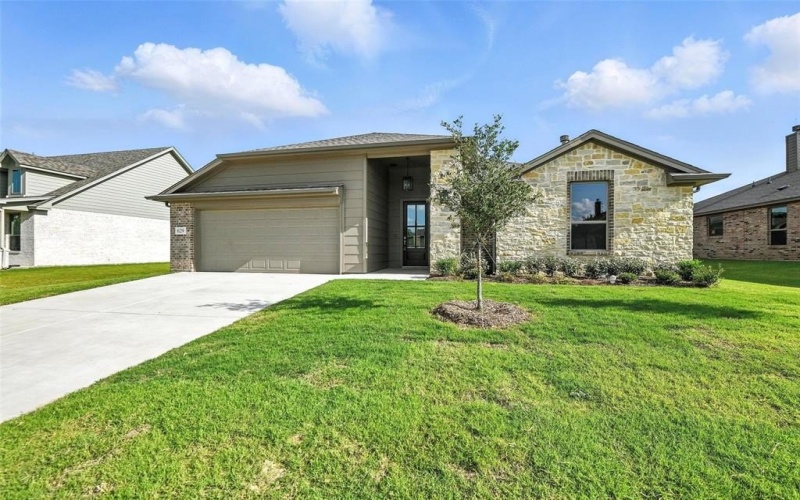629 Mooney Drive, Saginaw, TX 76179, 3 Bedrooms Bedrooms, ,2 BathroomsBathrooms,Residential,For Sale,629 Mooney Drive,20933091