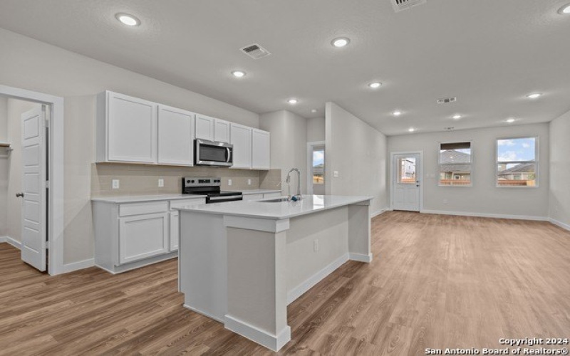 4333 Danforth Street, New Braunfels, TX 78130, 4 Habitaciones Habitaciones , ,2 BañosBaños,Residential,En Venta,4333 Danforth Street,1802825
