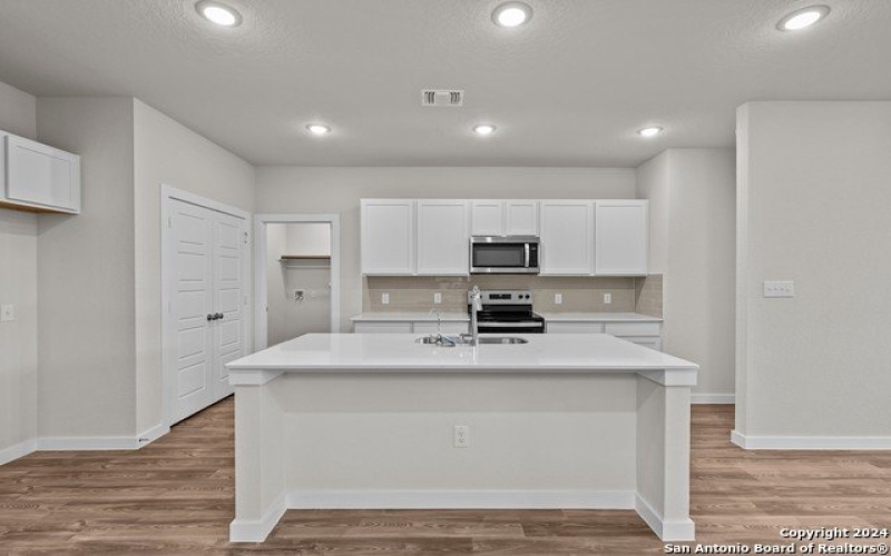 4333 Danforth Street, New Braunfels, TX 78130, 4 Habitaciones Habitaciones , ,2 BañosBaños,Residential,En Venta,4333 Danforth Street,1802825
