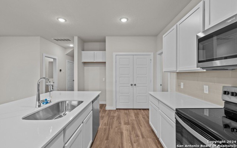 4333 Danforth Street, New Braunfels, TX 78130, 4 Habitaciones Habitaciones , ,2 BañosBaños,Residential,En Venta,4333 Danforth Street,1802825