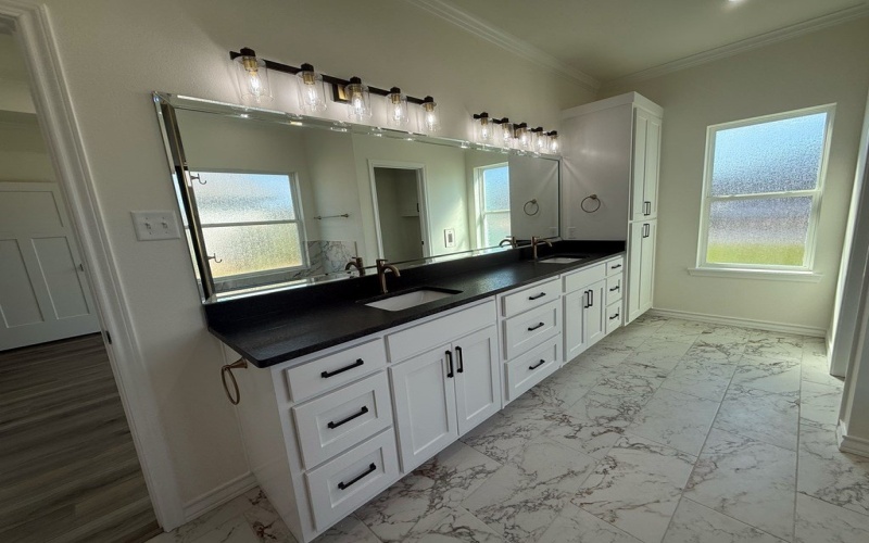 5013 Scarlet Oak Lane, San Angelo, TX 76904, 4 Bedrooms Bedrooms, ,2 BathroomsBathrooms,Residential,For Sale,5013 Scarlet Oak Lane,0,127287