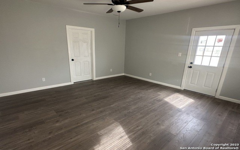 5010 LUCINDA, San Antonio, TX 78221, 3 Habitaciones Habitaciones , ,2 BañosBaños,Residential,En Venta,5010 LUCINDA,1662459