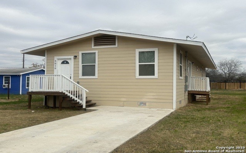5010 LUCINDA, San Antonio, TX 78221, 3 Habitaciones Habitaciones , ,2 BañosBaños,Residential,En Venta,5010 LUCINDA,1662459
