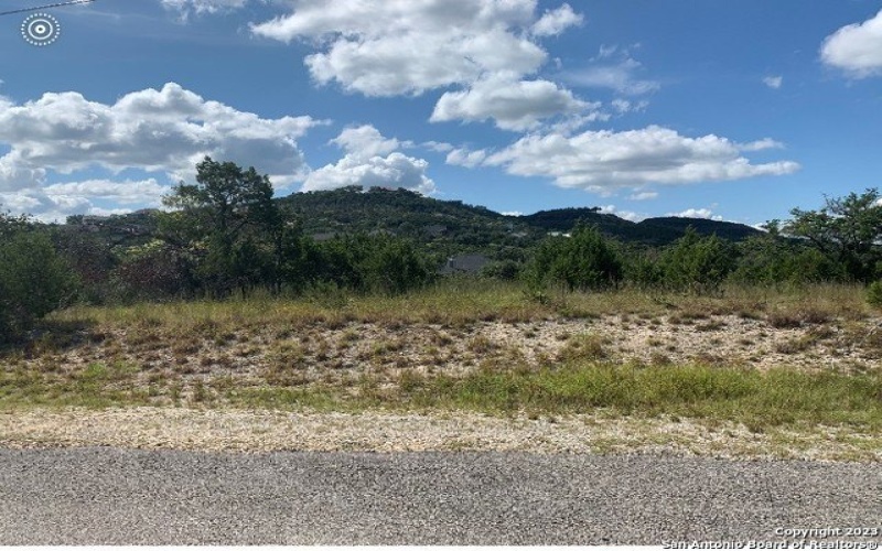 560 Eagle Peak Dr, Fischer, TX 78623, 4 Bedrooms Bedrooms, ,3 BathroomsBathrooms,Residential,For Sale,560 Eagle Peak Dr,1669279
