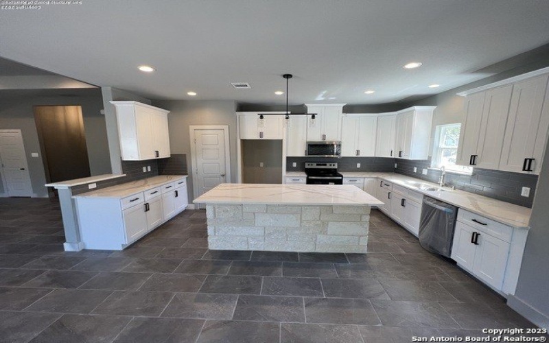102 A Coleman, Blanco, TX 78606, 3 Habitaciones Habitaciones , ,2 BañosBaños,Residential,En Venta,102 A Coleman,1712183