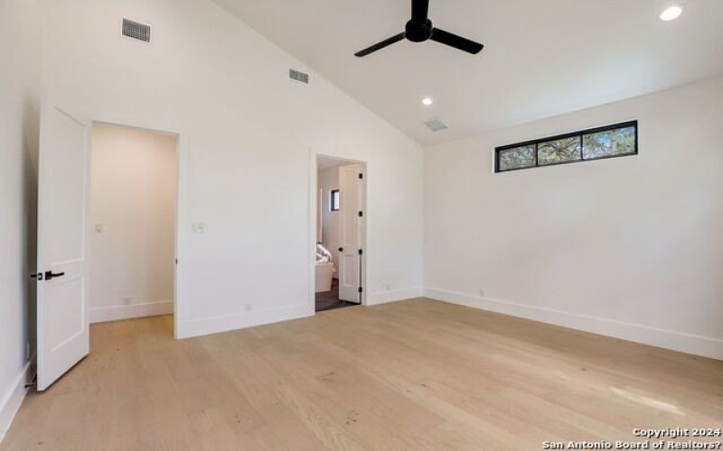 21835 ANGOSTURA BLVD, San Antonio, TX 78261-2606, 4 Habitaciones Habitaciones , ,5 BañosBaños,Residential,En Venta,21835 ANGOSTURA BLVD,0,1728722