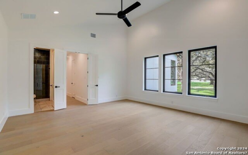 21835 ANGOSTURA BLVD, San Antonio, TX 78261-2606, 4 Habitaciones Habitaciones , ,5 BañosBaños,Residential,En Venta,21835 ANGOSTURA BLVD,0,1728722
