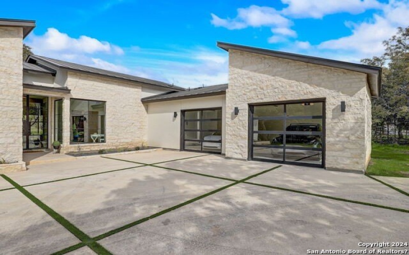 21835 ANGOSTURA BLVD, San Antonio, TX 78261-2606, 4 Habitaciones Habitaciones , ,5 BañosBaños,Residential,En Venta,21835 ANGOSTURA BLVD,0,1728722