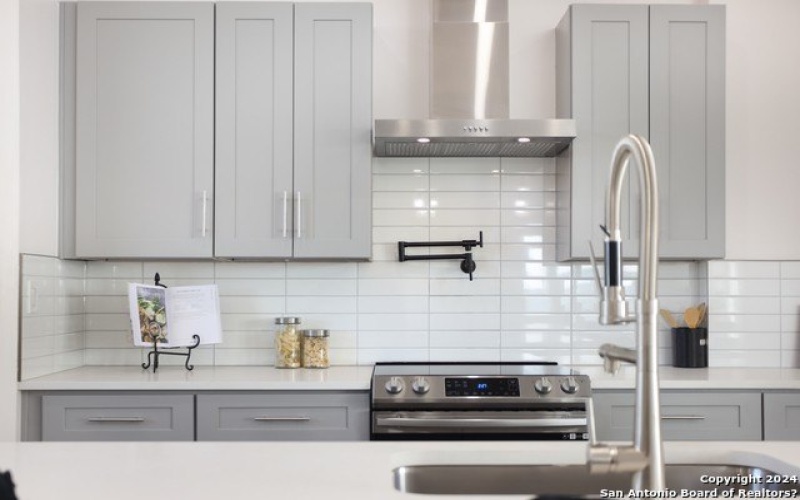 120 Pierce Ave, San Antonio, TX 78208, 2 Habitaciones Habitaciones , ,2 BañosBaños,Residential,En Venta,120 Pierce Ave,0,1729438