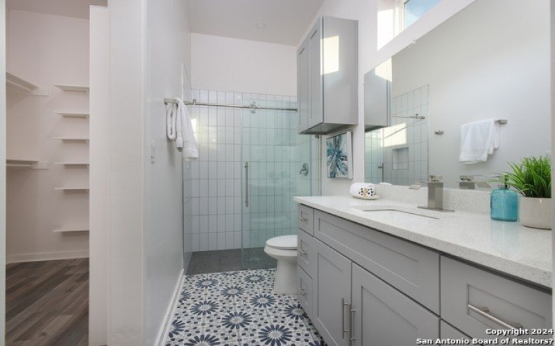 120 Pierce Ave, San Antonio, TX 78208, 2 Habitaciones Habitaciones , ,2 BañosBaños,Residential,En Venta,120 Pierce Ave,0,1729438