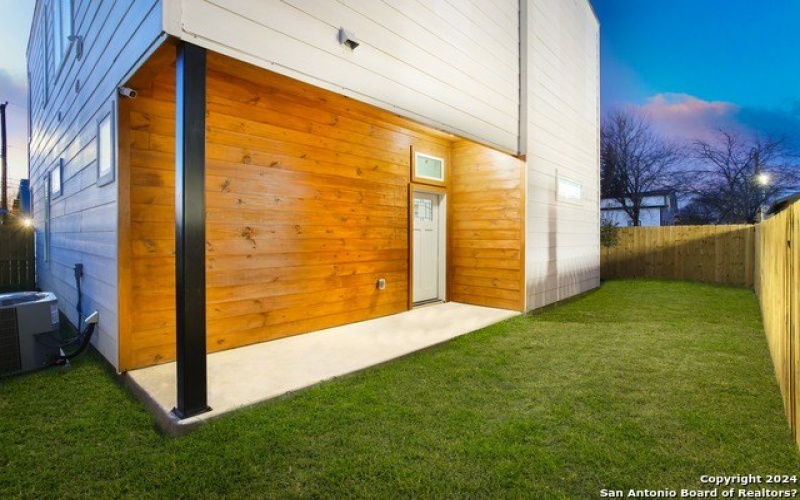 120 Pierce Ave, San Antonio, TX 78208, 2 Habitaciones Habitaciones , ,2 BañosBaños,Residential,En Venta,120 Pierce Ave,0,1729438