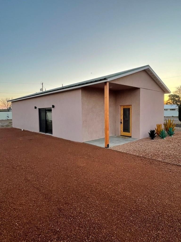 1402 W Philadelphia St, Marfa, TX 79843, 1 Bedroom Bedrooms, ,1 BathroomBathrooms,Residential,For Sale,1402 W Philadelphia St,160117
