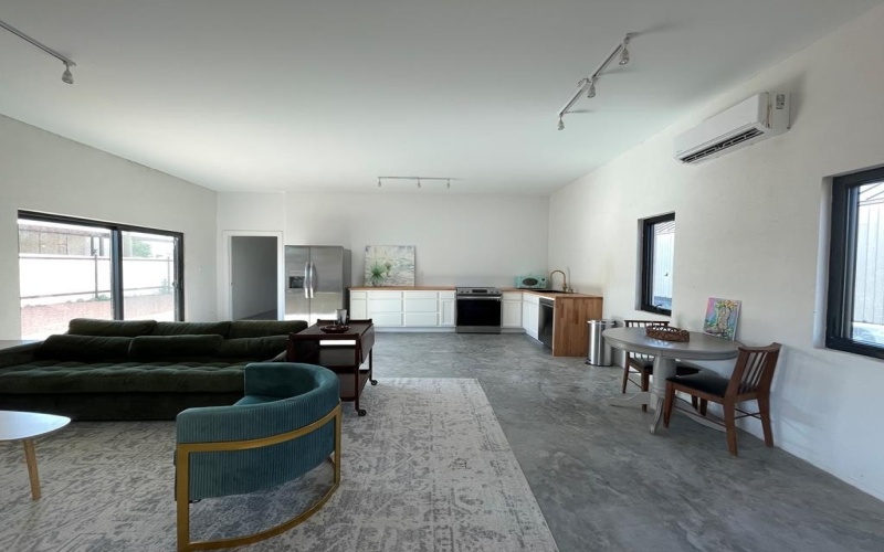 1402 W Philadelphia St, Marfa, TX 79843, 1 Bedroom Bedrooms, ,1 BathroomBathrooms,Residential,For Sale,1402 W Philadelphia St,160117