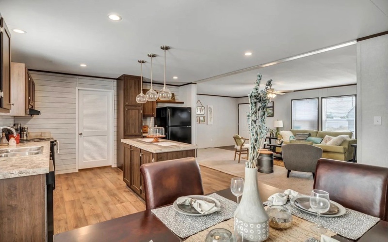 2323 Mist Ave, Stanton, TX 79782, 4 Habitaciones Habitaciones , ,2 BañosBaños,Residential,En Venta,2323 Mist Ave,50069319