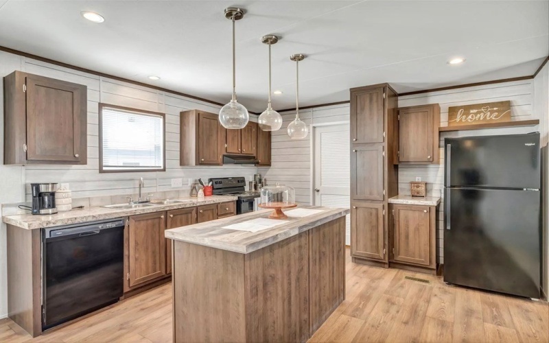 2323 Mist Ave, Stanton, TX 79782, 4 Habitaciones Habitaciones , ,2 BañosBaños,Residential,En Venta,2323 Mist Ave,50069319