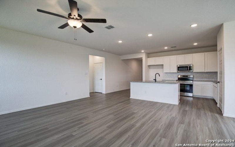 3521 Annalise Avenue, Seguin, TX 78155, 3 Bedrooms Bedrooms, ,2 BathroomsBathrooms,Residential,For Sale,3521 Annalise Avenue,1766931