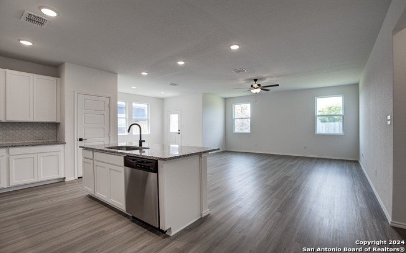 3521 Annalise Avenue, Seguin, TX 78155, 3 Bedrooms Bedrooms, ,2 BathroomsBathrooms,Residential,For Sale,3521 Annalise Avenue,1766931