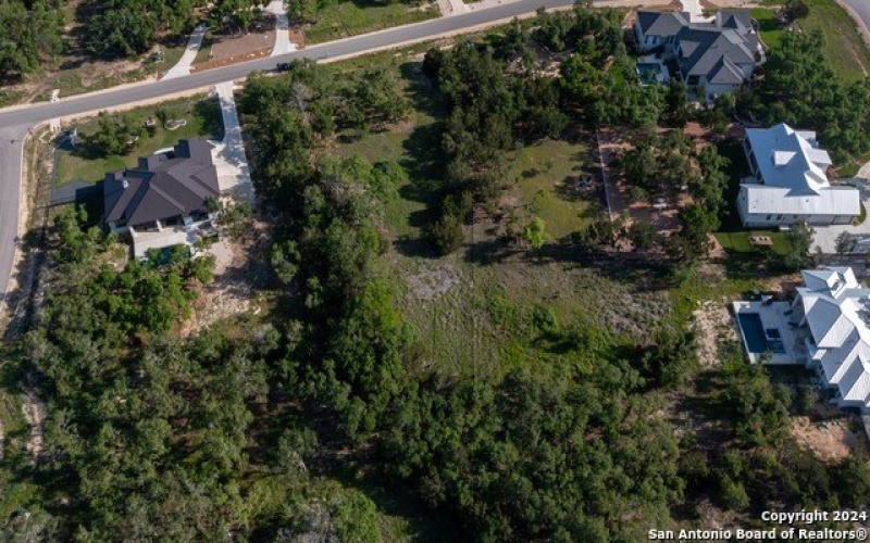 739 MAXIMINO RIDGE RD, Bulverde, TX 78163-2542, 3 Habitaciones Habitaciones , ,3 BañosBaños,Residential,En Venta,739 MAXIMINO RIDGE RD,0,1767361