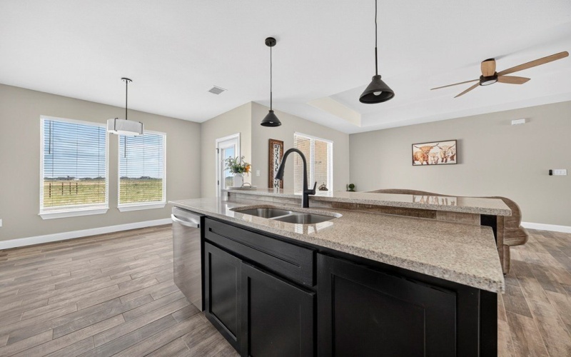 2201 S County Rd 1059, Midland, TX 79706, 4 Habitaciones Habitaciones , ,3 BañosBaños,Residential,En Venta,2201 S County Rd 1059,50072260