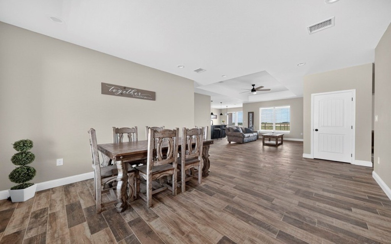 2201 S County Rd 1059, Midland, TX 79706, 4 Habitaciones Habitaciones , ,3 BañosBaños,Residential,En Venta,2201 S County Rd 1059,50072260