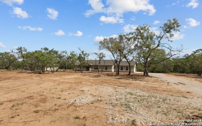 117 Sylas Hayes Loop, Pleasanton, TX 78064, 3 Bedrooms Bedrooms, ,2 BathroomsBathrooms,Residential,For Sale,117 Sylas Hayes Loop,1773710