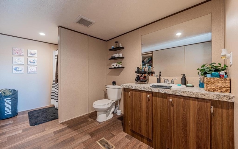 2599 Lampasas Dr, Midland, TX 79705, 4 Bedrooms Bedrooms, ,2 BathroomsBathrooms,Residential,For Sale,2599 Lampasas Dr,50079808