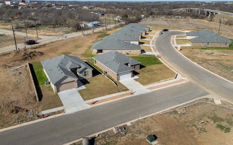 917 E 3rd St, Coleman, TX 76834, 3 Bedrooms Bedrooms, ,2 BathroomsBathrooms,Residential,For Sale,917 E 3rd St,0,50080463