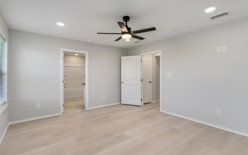 917 E 3rd St, Coleman, TX 76834, 3 Bedrooms Bedrooms, ,2 BathroomsBathrooms,Residential,For Sale,917 E 3rd St,0,50080463