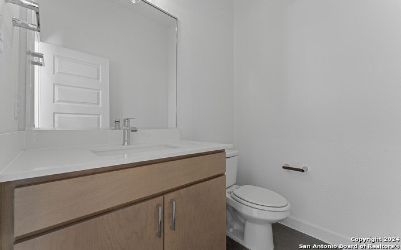 914 N Olive #101, San Antonio, TX 78202, 3 Habitaciones Habitaciones , ,2 BañosBaños,Residential,En Venta,914 N Olive #101,1781485