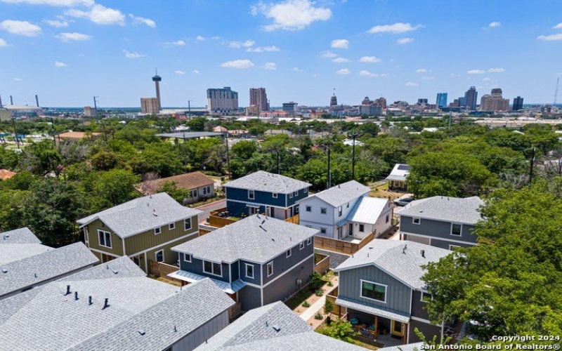 914 N Olive #101, San Antonio, TX 78202, 3 Habitaciones Habitaciones , ,2 BañosBaños,Residential,En Venta,914 N Olive #101,1781485