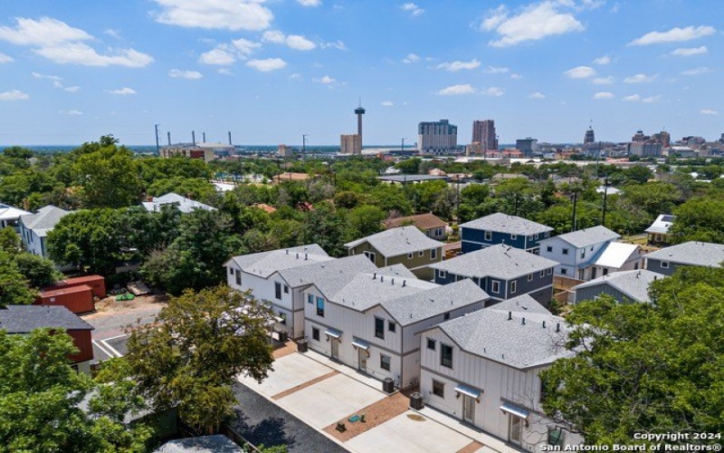 914 N Olive #101, San Antonio, TX 78202, 3 Habitaciones Habitaciones , ,2 BañosBaños,Residential,En Venta,914 N Olive #101,1781485