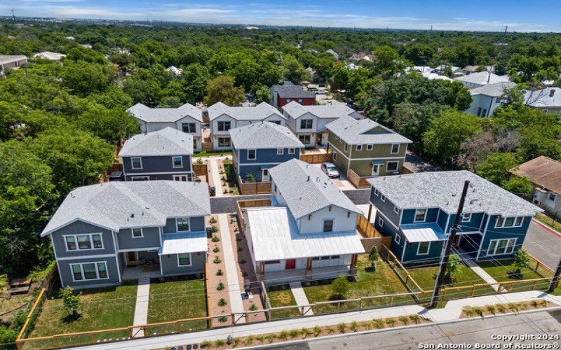 914 N Olive #101, San Antonio, TX 78202, 3 Habitaciones Habitaciones , ,2 BañosBaños,Residential,En Venta,914 N Olive #101,1781485