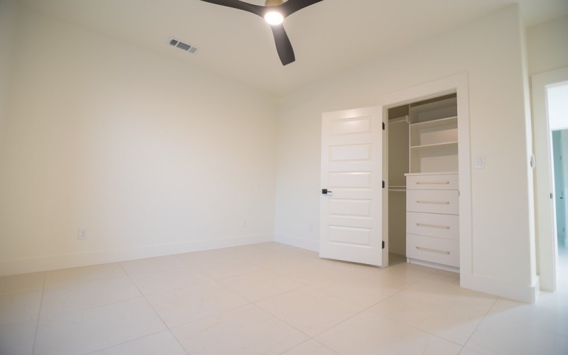 1103 W Montgomery Rd, Midland, TX 79701, 4 Habitaciones Habitaciones , ,3 BañosBaños,Residential,En Venta,1103 W Montgomery Rd,0,50081011