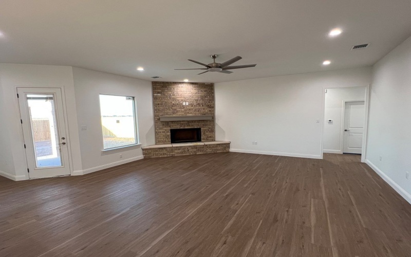 13211 E County Rd 110, Midland, TX 79706, 4 Bedrooms Bedrooms, ,2 BathroomsBathrooms,Residential,For Sale,13211 E County Rd 110,50081030