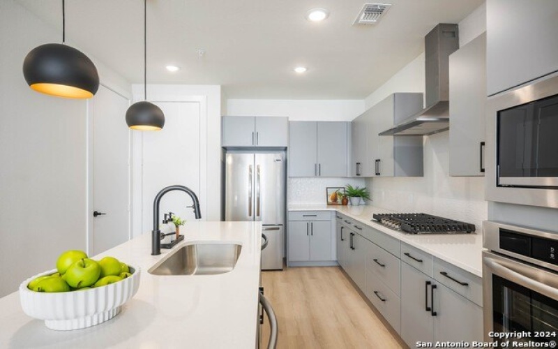 719 E Locust St #3111, San Antonio, TX 78212, 2 Bedrooms Bedrooms, ,2 BathroomsBathrooms,Residential,For Sale,719 E Locust St,0,1783663