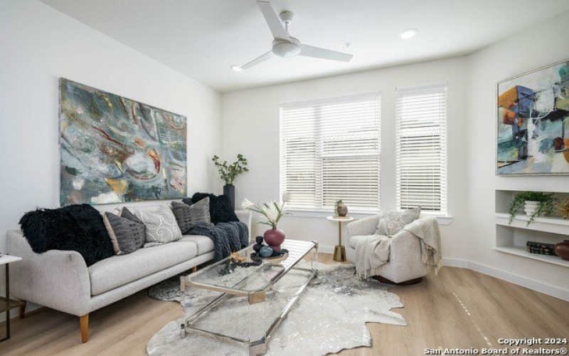 719 E Locust St #3111, San Antonio, TX 78212, 2 Bedrooms Bedrooms, ,2 BathroomsBathrooms,Residential,For Sale,719 E Locust St,0,1783663