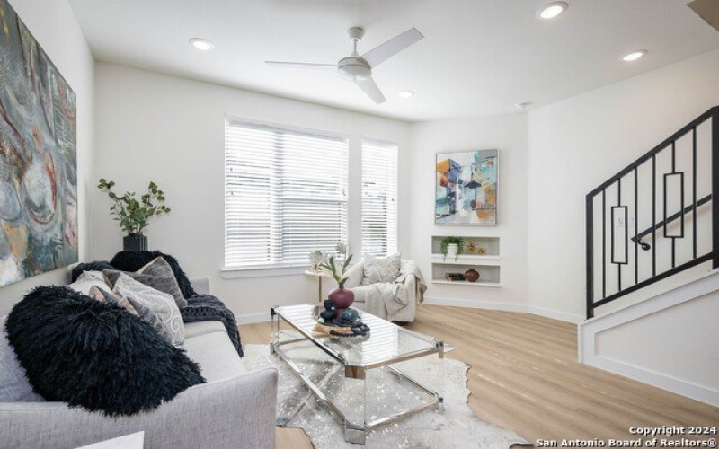719 E Locust St #3111, San Antonio, TX 78212, 2 Bedrooms Bedrooms, ,2 BathroomsBathrooms,Residential,For Sale,719 E Locust St,0,1783663