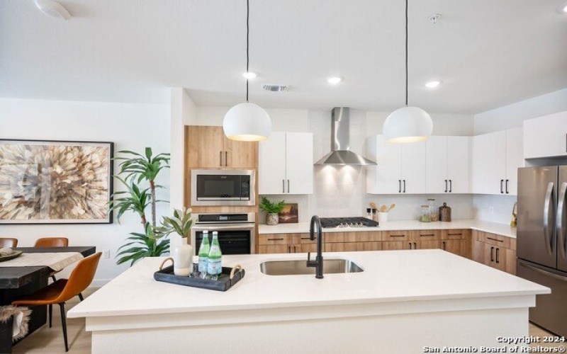 719 E Locust St #3111, San Antonio, TX 78212, 2 Bedrooms Bedrooms, ,2 BathroomsBathrooms,Residential,For Sale,719 E Locust St,0,1783663