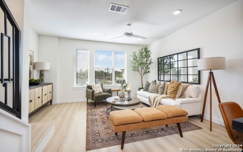 719 E Locust St #3111, San Antonio, TX 78212, 2 Bedrooms Bedrooms, ,2 BathroomsBathrooms,Residential,For Sale,719 E Locust St,0,1783663