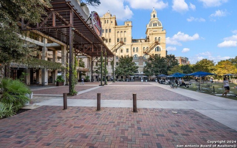 719 E Locust St #4102, San Antonio, TX 78212, 3 Habitaciones Habitaciones , ,2 BañosBaños,Residential,En Venta,719 E Locust St,0,1783707