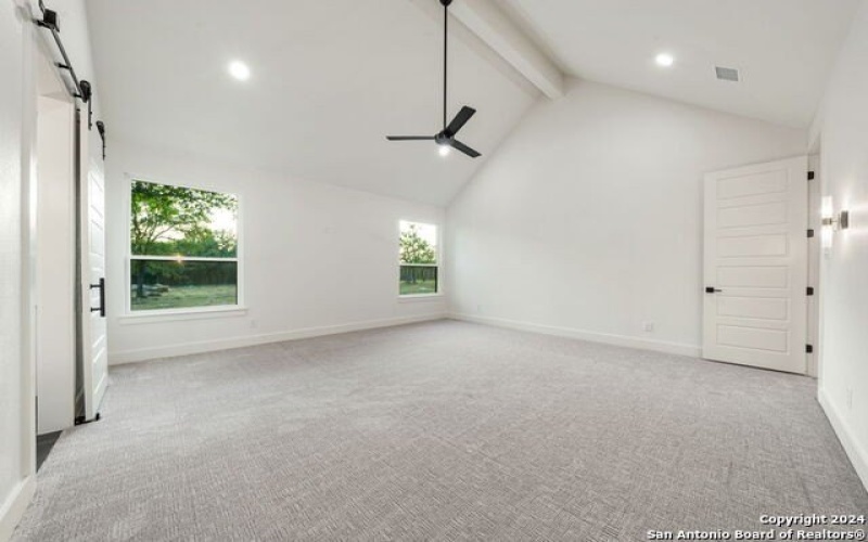 486 James Way, Castroville, TX 78009, 4 Habitaciones Habitaciones , ,5 BañosBaños,Residential,En Venta,486 James Way,1785061